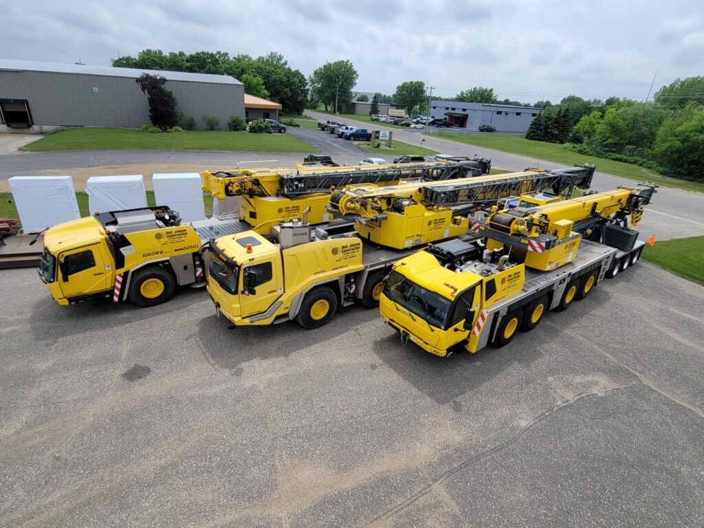 Fleet of three cranes